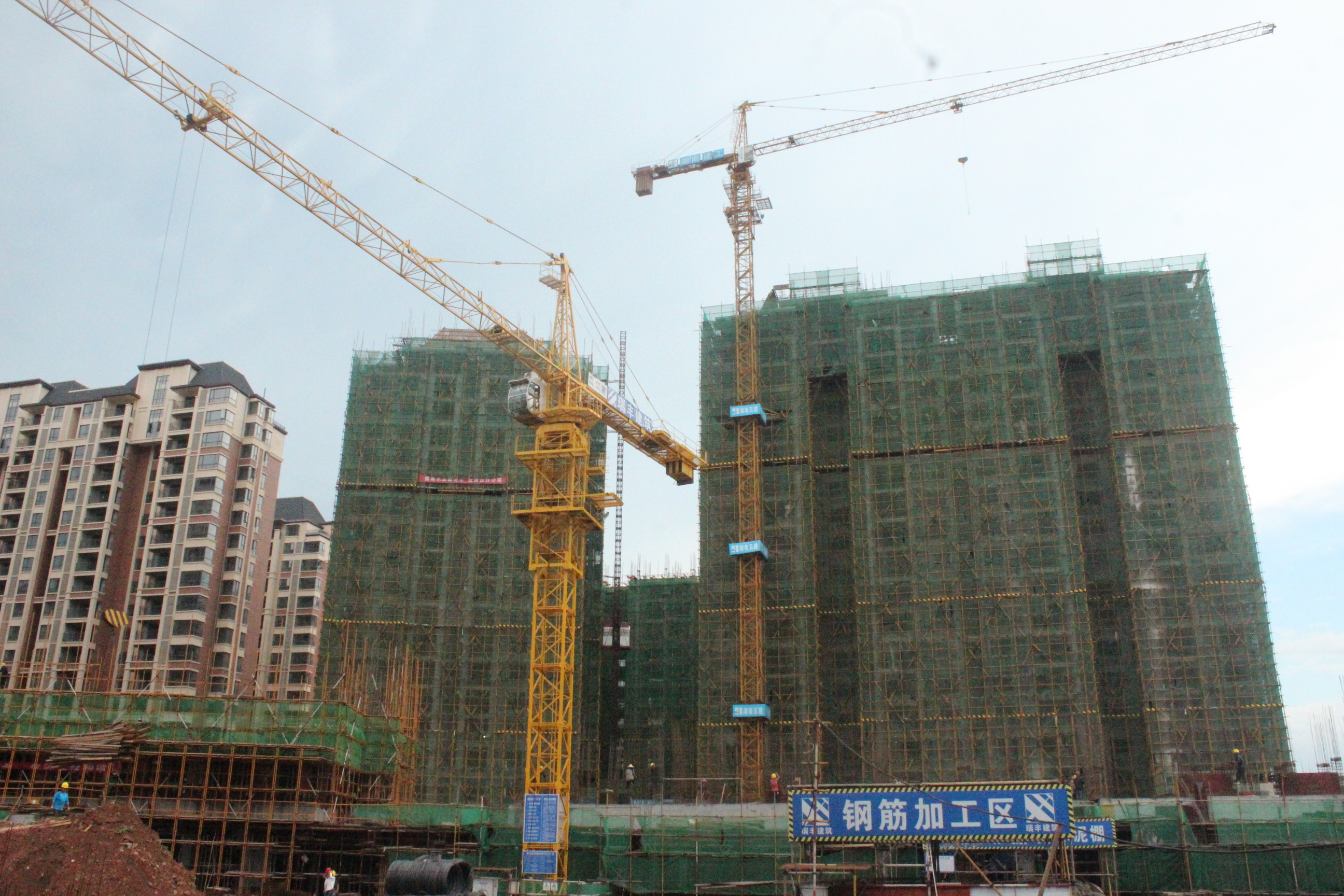 集团公司召开施工现场观摩会
